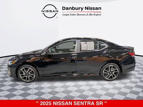 Certified 2025 Nissan Sentra SR FWD image 7