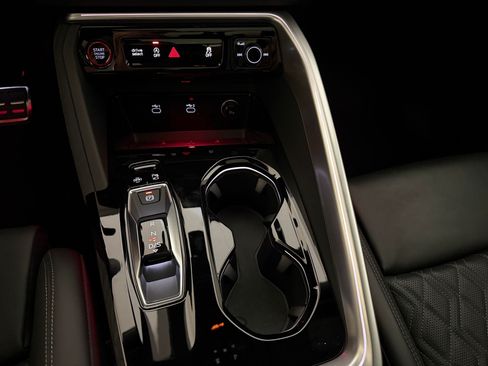 New 2026 Audi SQ5 Premium Plus AWD/4WD image 17