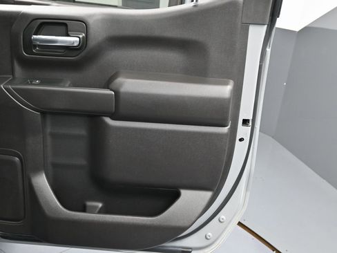 Used 2024 Chevrolet Silverado 1500 Custom image 30