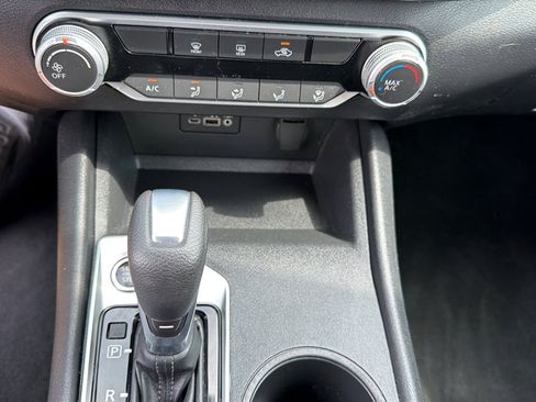 Used 2020 Nissan Altima 2.5 S FWD image 14