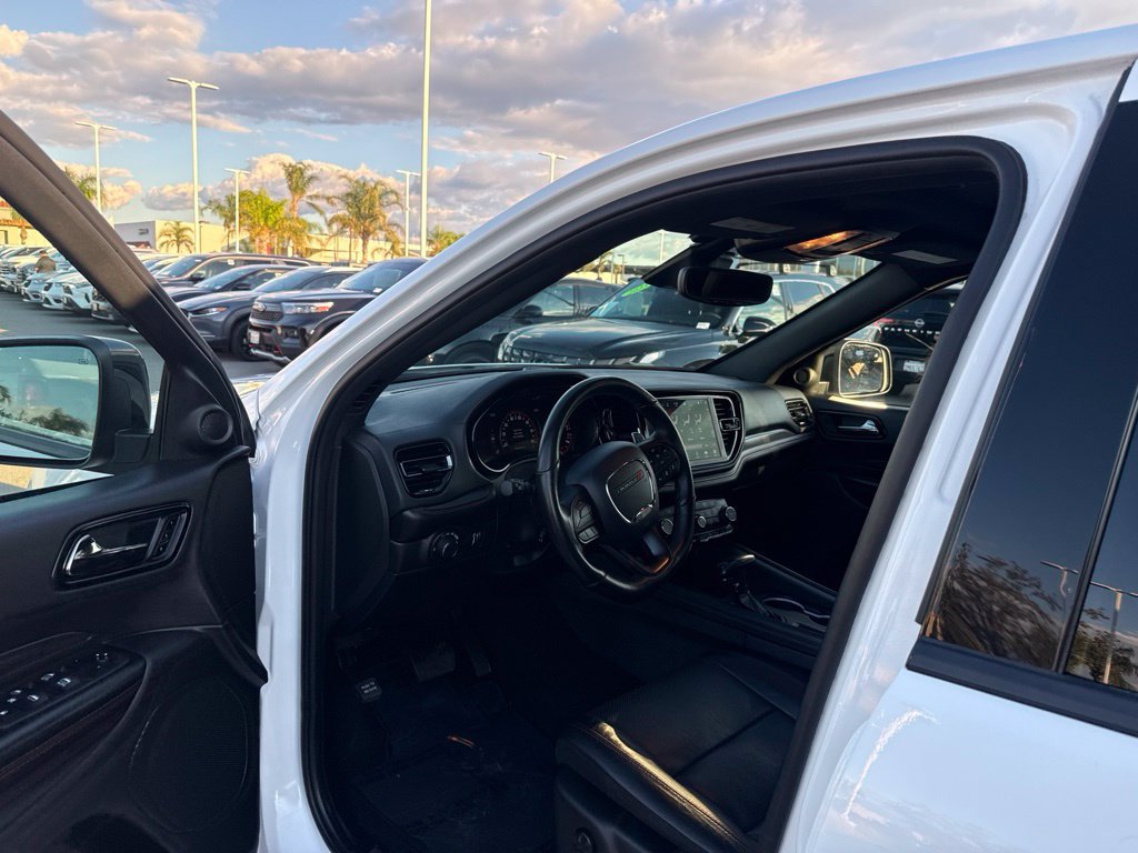 Used 2025 Dodge Durango GT AWD/4WD image 17