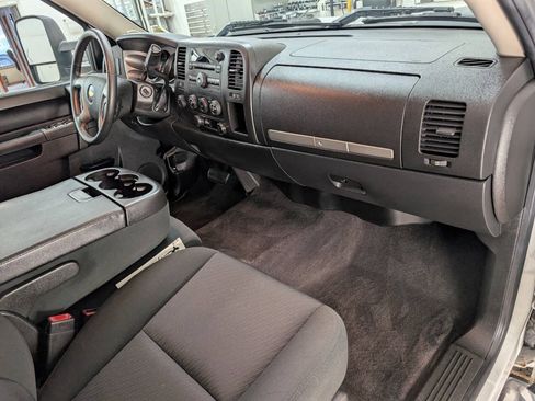 Used 2014 Chevrolet Silverado 2500 LT AWD/4WD image 18