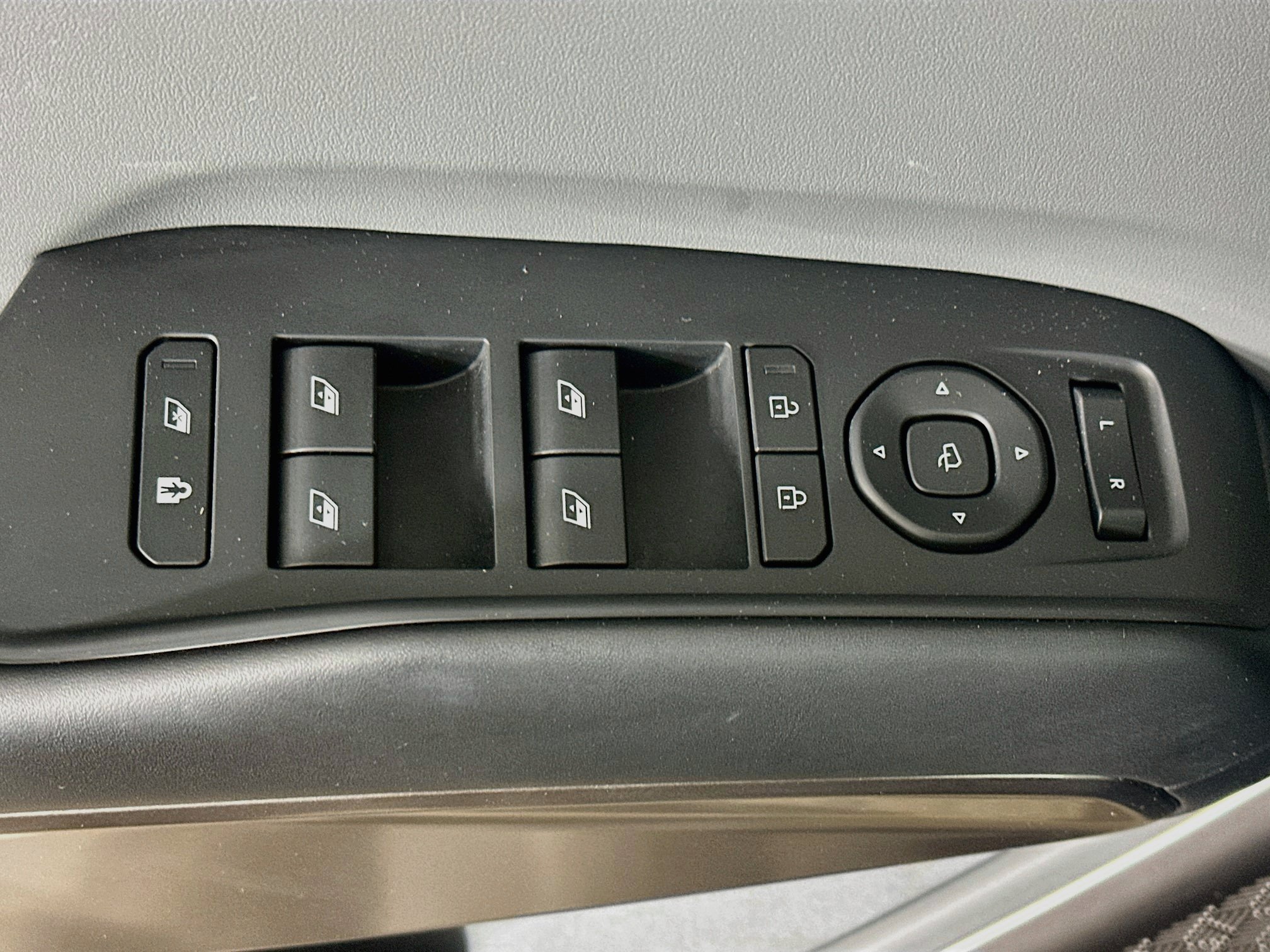 Used 2024 Kia EV9 Light RWD image 15