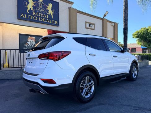 Used 2017 Hyundai Santa Fe Sport w/ 2.4L Tech Package 04 image 5