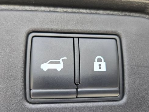 Used 2022 Nissan Rogue SL w/ SL Premium Package FWD image 14