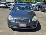 Used 2010 Hyundai Accent GLS image 2