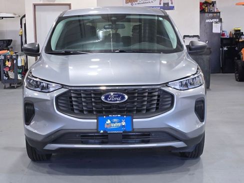 Used 2024 Ford Escape Active w/ Cold Weather Package image 4