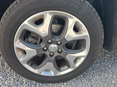 Used 2019 Jeep Compass Limited AWD/4WD image 20