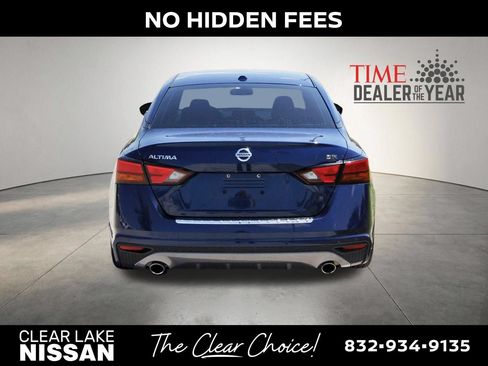 Used 2020 Nissan Altima 2.5 SR w/ Premium Package FWD image 6