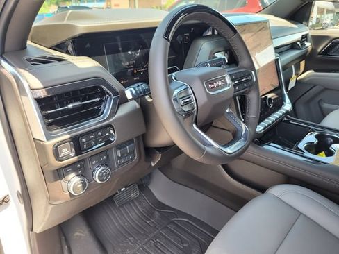New 2026 GMC Yukon Elevation w/ Elevation Premium Package AWD/4WD image 21