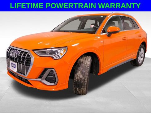 Used 2025 Audi Q3 2.0T Premium image 1