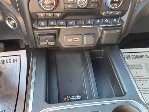 Used 2022 Chevrolet Silverado 2500 High Country w/ LPO, Hitch Package AWD/4WD image 32