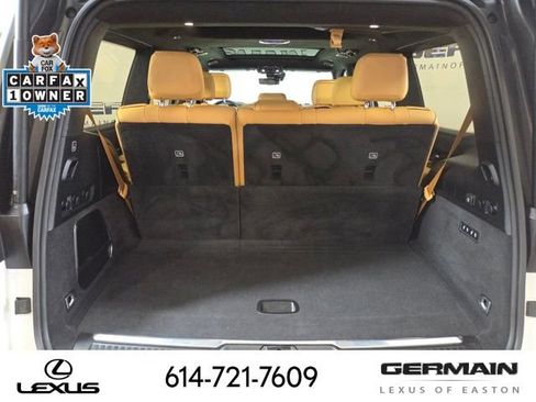 Used 2023 Jeep Grand Wagoneer Series III w/ HD Trailer Tow Package AWD/4WD image 24