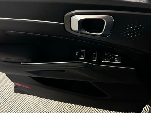 Used 2022 Kia Sorento SX image 25