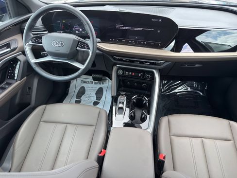 Used 2025 Audi Q5 Premium w/ Convenience Package AWD/4WD image 21