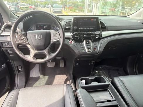Used 2023 Honda Odyssey EX-L image 13