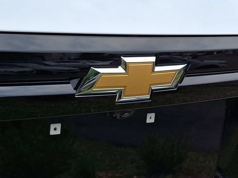 Used 2024 Chevrolet Traverse LS FWD image 30