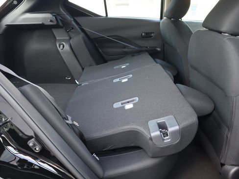 Used 2025 Nissan Kicks Play S image 38