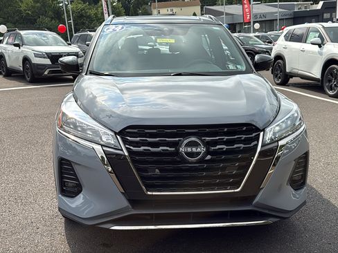 Certified 2024 Nissan Kicks SR FWD image 2