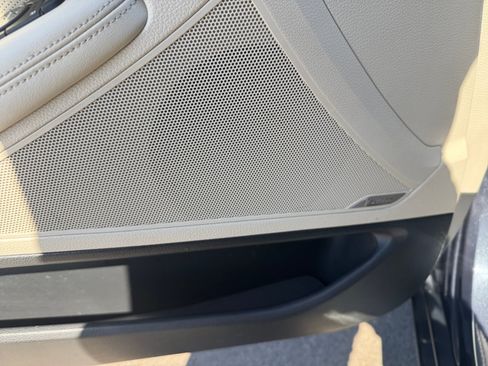 Used 2017 Genesis G80 5.0 Ultimate RWD image 27