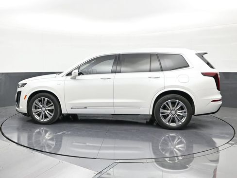 Certified 2023 Cadillac XT6 Premium Luxury image 2