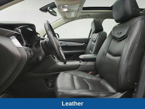 Used 2018 Cadillac XT5 Luxury AWD/4WD image 10