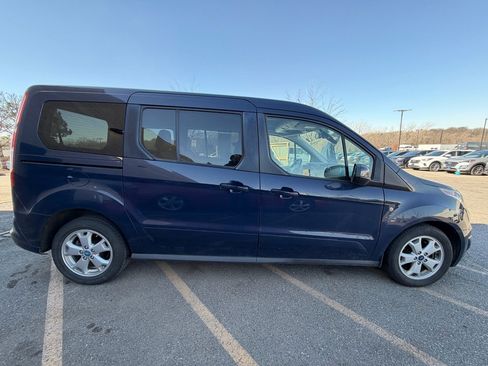 Used 2016 Ford Transit Connect Titanium image 6