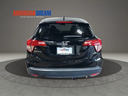 Used 2018 Honda HR-V EX image 4