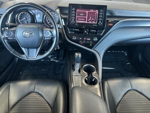 Certified 2021 Toyota Camry SE FWD image 12