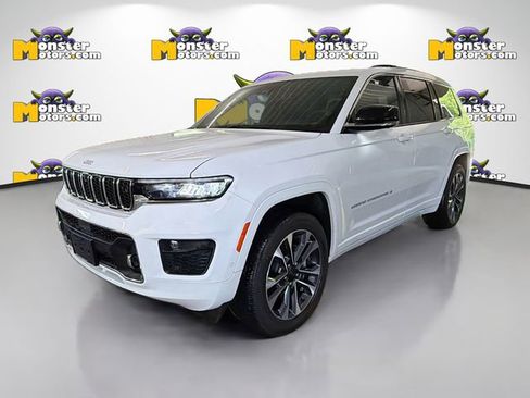 Used 2024 Jeep Grand Cherokee L Overland w/ Advanced Protech Group III AWD/4WD image 1