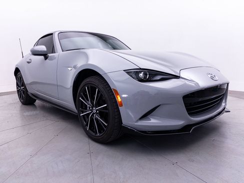 Used 2024 MAZDA MX-5 Miata RF Grand Touring w/ Appearance Package RWD image 10