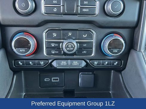 Certified 2023 Chevrolet Suburban Premier AWD/4WD image 14