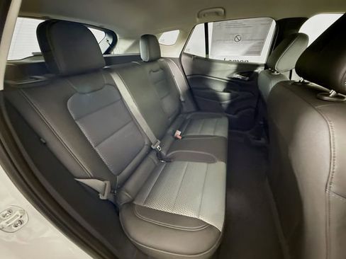 New 2026 Chevrolet Trax LT w/ Driver Confidence Package FWD image 27
