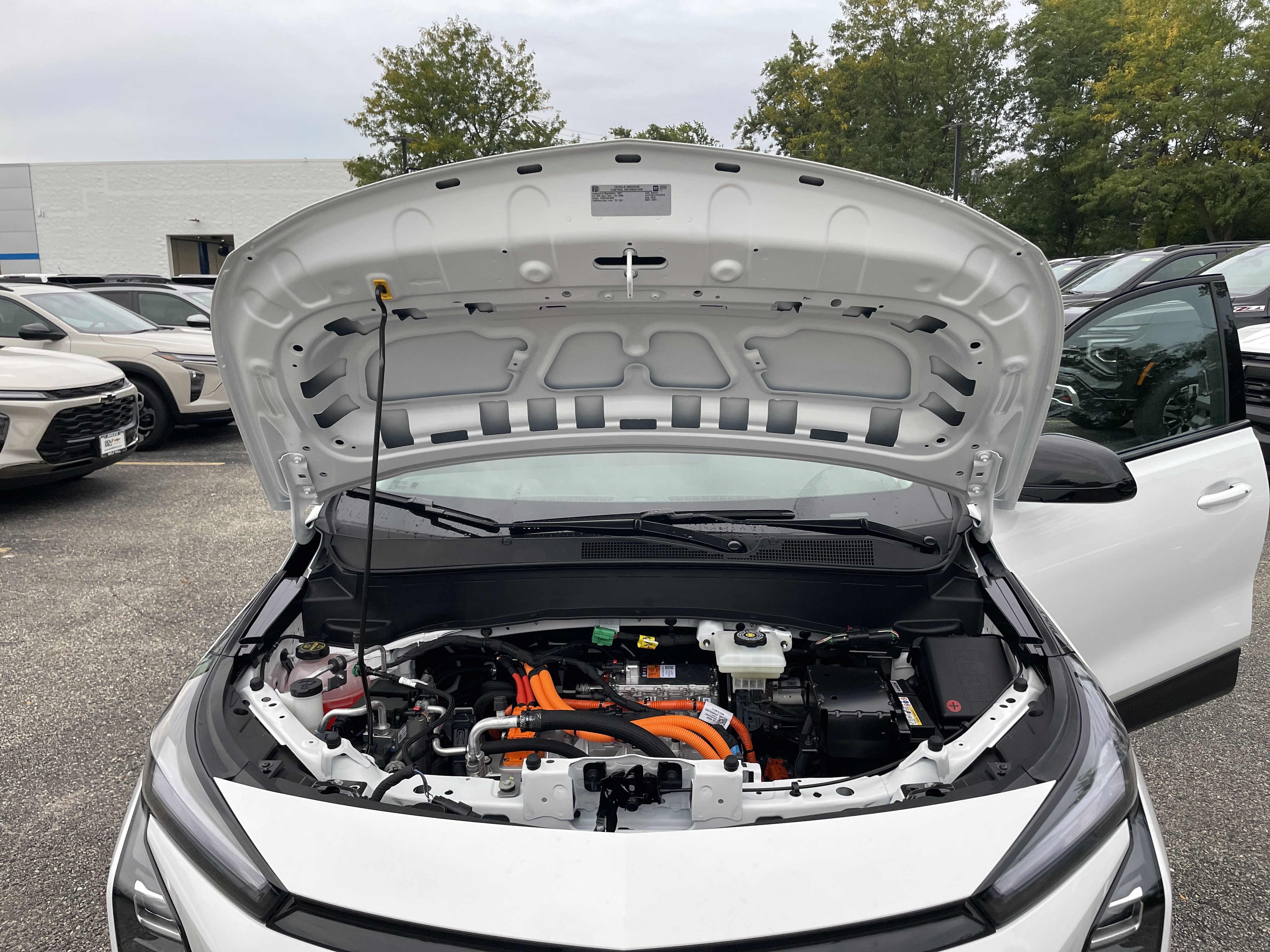 New 2027 Chevrolet Bolt LT w/ Comfort Package FWD image 9