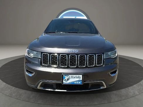 Used 2018 Jeep Grand Cherokee Limited image 10
