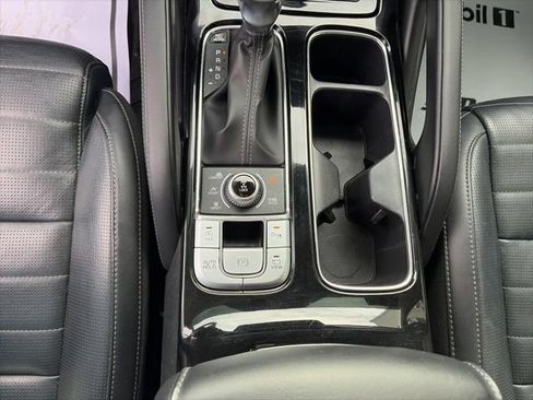 Used 2022 Kia Telluride SX w/ SX Prestige Package AWD/4WD image 15