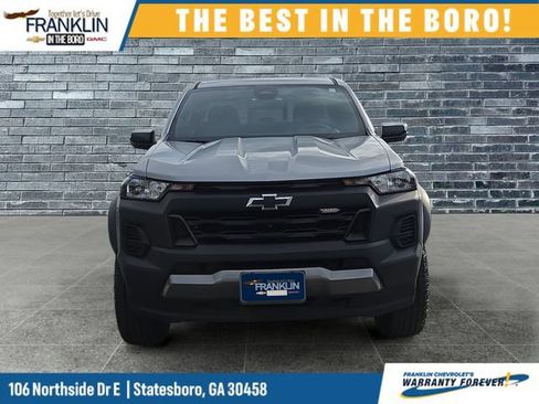 Used 2024 Chevrolet Colorado Trail Boss w/ Technology Package AWD/4WD image 9