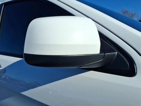 Used 2019 Jeep Grand Cherokee Altitude image 10