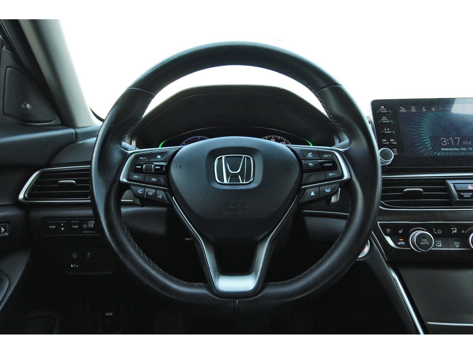 Used 2022 Honda Accord Touring image 15