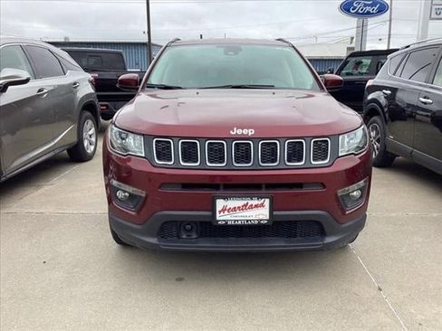 Used 2021 Jeep Compass Latitude w/ Driver Assistance Group AWD/4WD image 6