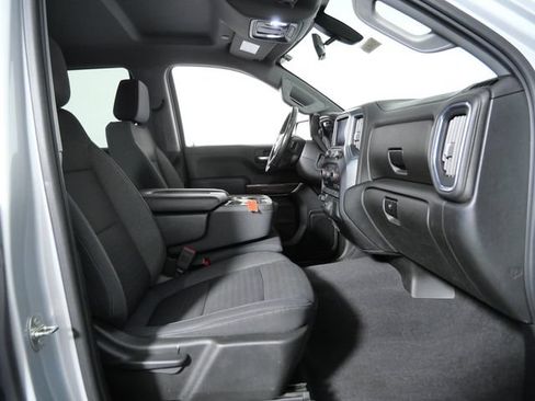 Used 2019 Chevrolet Silverado 1500 RST AWD/4WD image 12