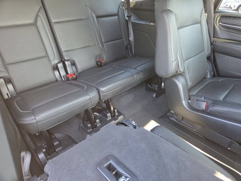 Used 2023 GMC Yukon Denali AWD/4WD image 26