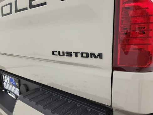 New 2026 Chevrolet Silverado 1500 Custom w/ LPO, Dark Essentials Package image 21