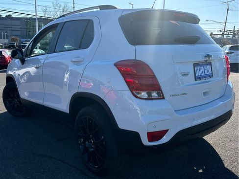 Certified 2022 Chevrolet Trax LT w/ Driver Confidence Package AWD/4WD image 25