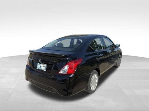 Used 2019 Nissan Versa S Plus FWD image 3