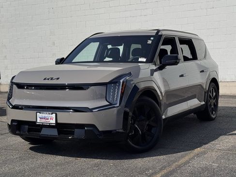 New 2026 Kia EV9 Land w/ Nightfall Edition Package image 35