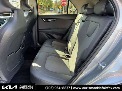 Used 2023 Kia Niro EX Touring image 21