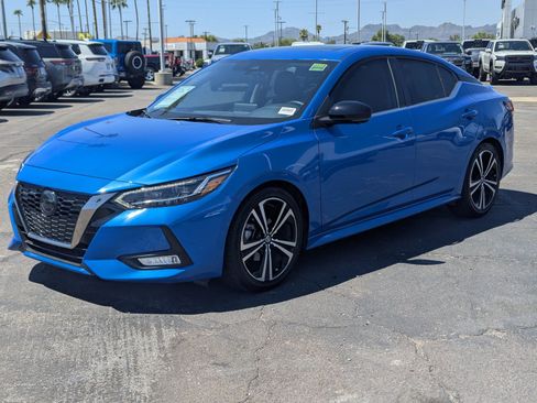 Used 2023 Nissan Sentra SR w/ SR Premium Package FWD image 5