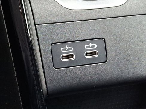 Used 2025 BMW X1 xDrive28i image 23