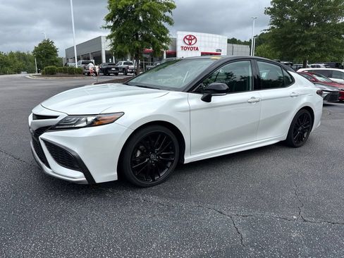 Used 2021 Toyota Camry XSE w/ Navigation Package FWD image 1